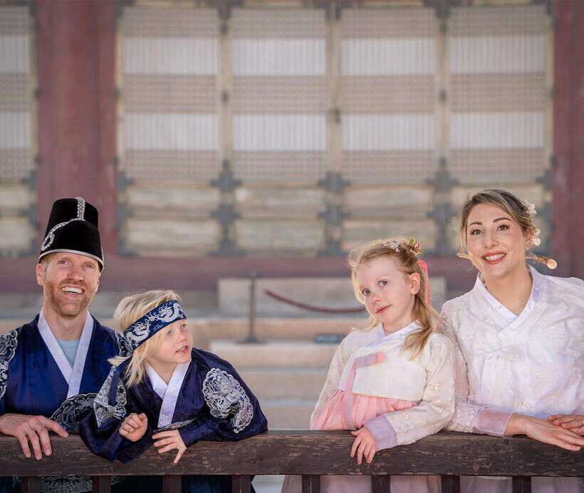 Seoul: Hanbok Rental with Gyeongbokgung Palace Entry - Bukchon Hanok Village: The Easy Add-On Walk