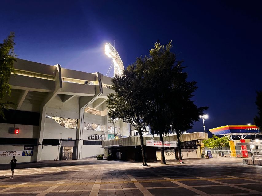 Seoul: Jasmil Baseball Stadium Game Ticket with Dinner/Beer - Sports Complex Station meeting point and the smooth start