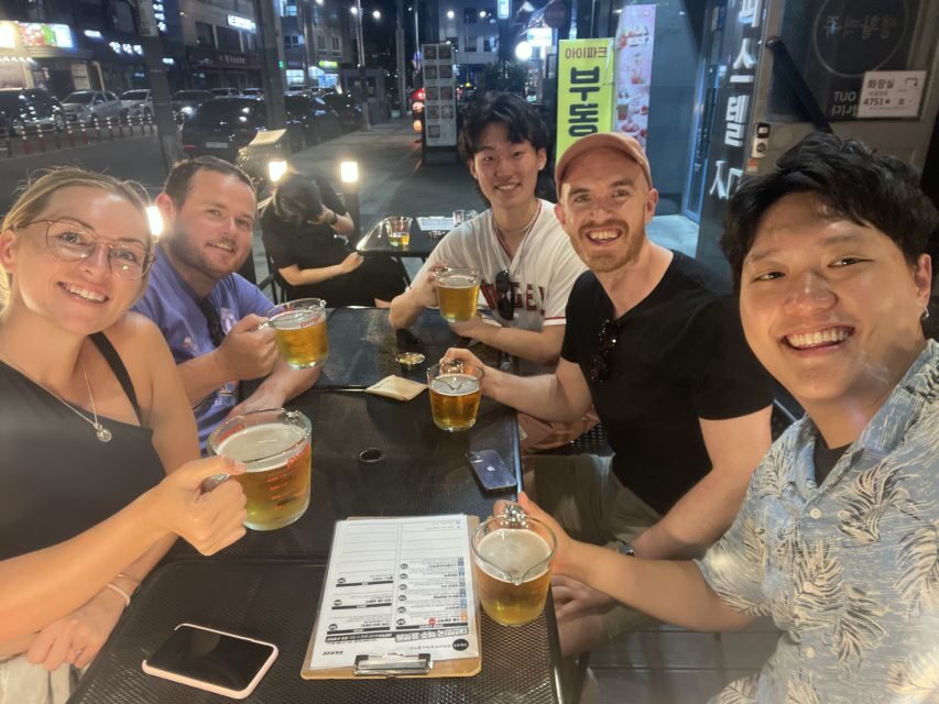 Seoul: Jasmil Baseball Stadium Game Ticket with Dinner/Beer - The game itself: chants, cheerleaders, and standing with the crowd
