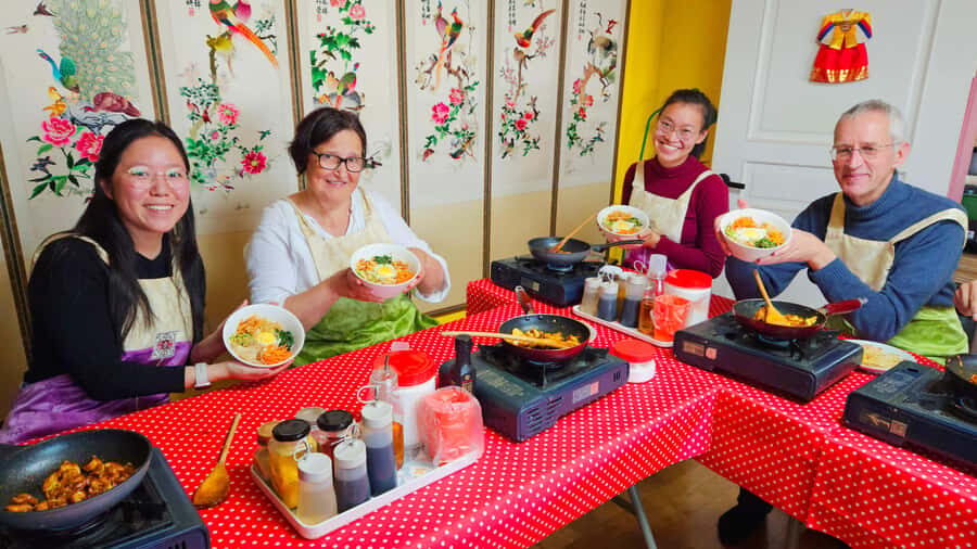 Seoul: Korean Cooking Class at a Local Home and Market Tour - Welcome Tea and Korean Phrase Practice at the Home Venue