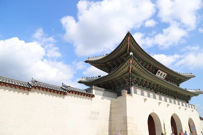 Seoul Layover Private Incheon Cultural Odyssey from Airport - Price and value: is $190 per person fair for an airport layover day?