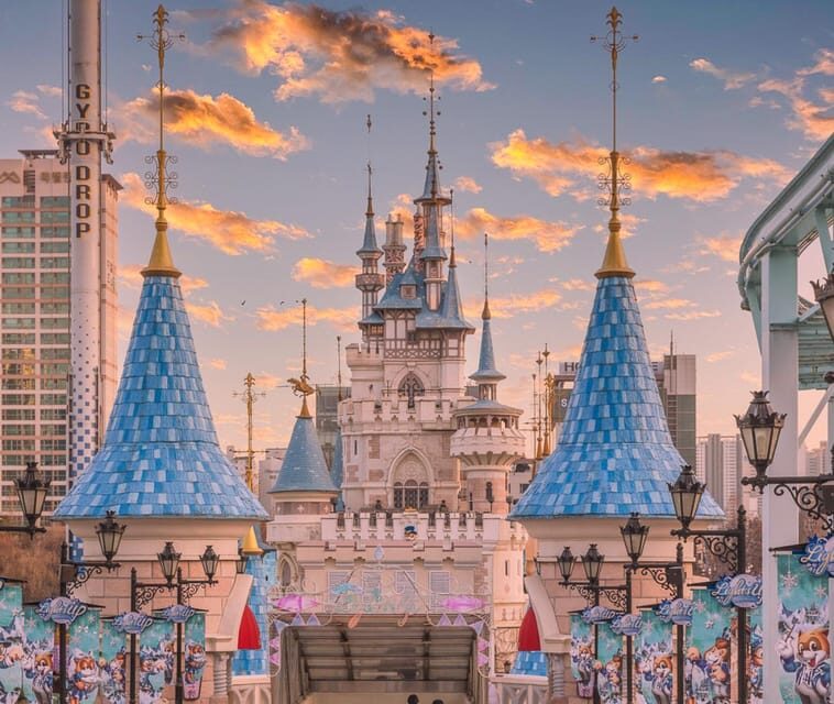 Seoul: Lotte World 1 Day Pass & Korean School Uniform Rental - Should you book this Lotte World plus uniform package?