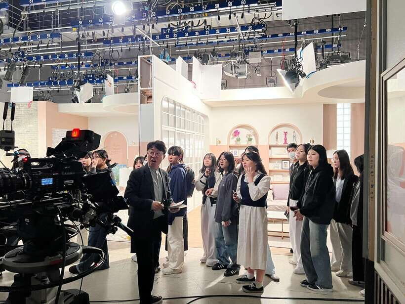 Seoul: MBC Insider Live K-Drama Rehearsal & VIP Studio Tour - MBC Dream Center: where K-content starts looking real