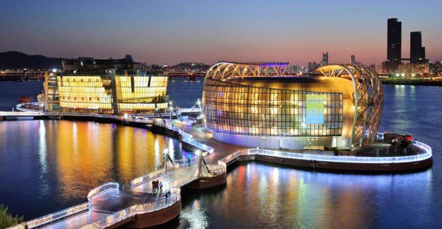 Seoul: Moonlight Rainbow Fountain Show Night Tour - Seoul Wave Art Center: the severe-weather backup