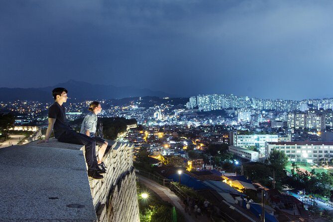 Seoul moonlight walking tour with local historian - Key highlights to look for