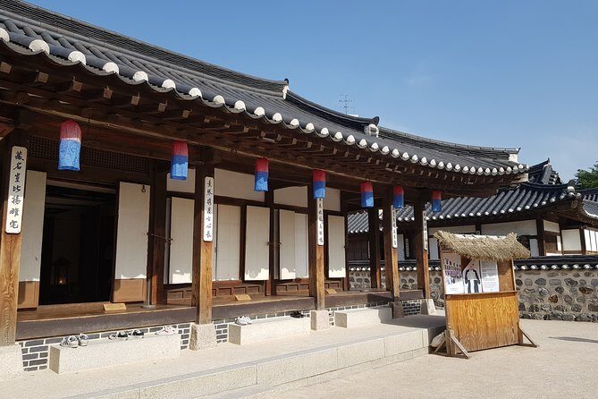 Seoul Morning Tour: Seoul Tower, Namsan Hanok Village, The War Memorial of Korea - Seoul Tower: the panoramic payoff and what you’ll be doing