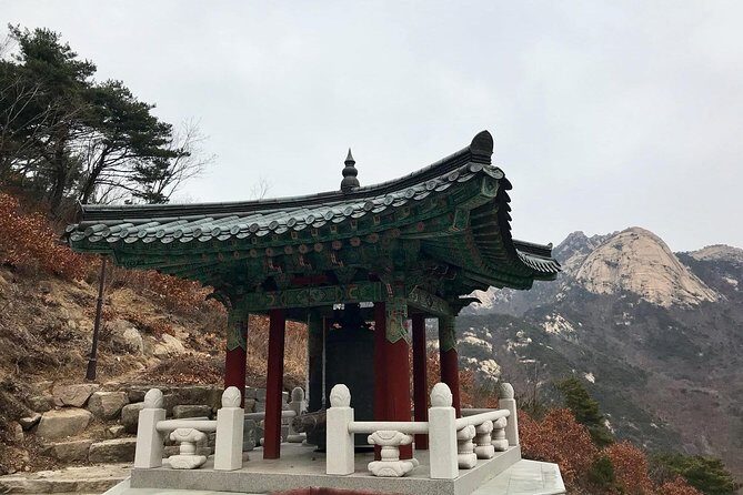 Seoul Mountain Hike: Temples, Folklore & Traditional Meal - The folklore portion: why the legends work better on the trail