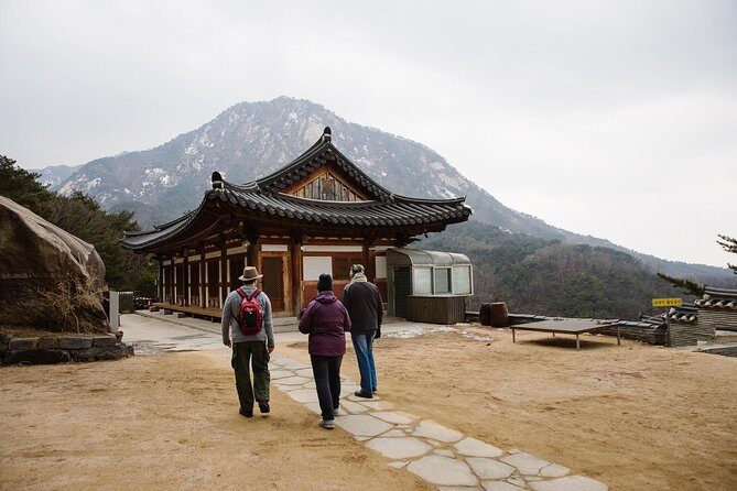 Seoul Mountain Hike: Temples, Folklore & Traditional Meal - What the hike feels like: steep start, then scenes and temples
