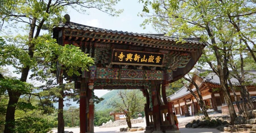 Seoul: Mt Seorak + Naksansa Temple or Nami Island Group Tour - Cable Car Realities: Optional, Not Included, Sometimes Off
