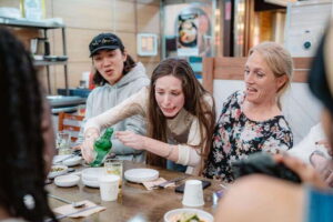 Seoul: Night Market Food Tour with Local Guide - The $73 Value: 10 Tastings, Drinks, and Real Crowd-Saving