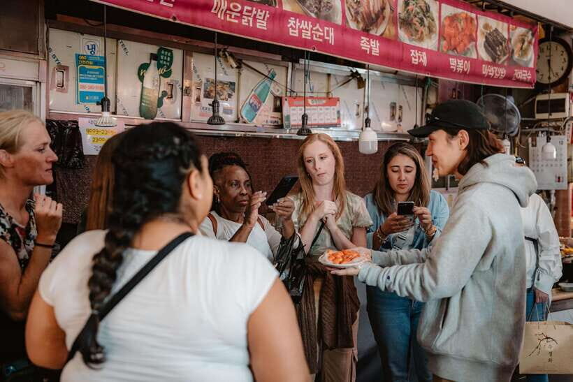 Seoul: Night Market Food Tour with Local Guide - Meeting at Jongno 5-ga Station: Where the Tour Starts (and Why Timing Matters)