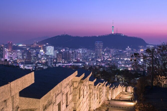 Seoul Night Tour (Gwangjang Market, Royal Palace and Naksan Park) - Photo Tips: Best Angles at Each Stop