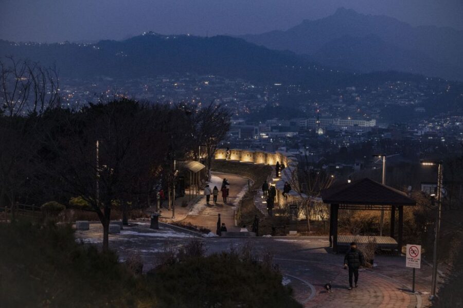Seoul: Nighttime Hidden Gems Walking Tour - Ewha Mural Village and Maronie Park: Art Walls With a Night Atmosphere