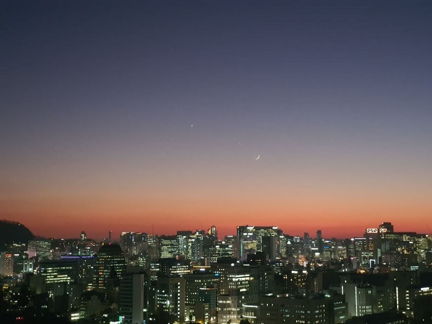 Seoul: Nighttime Hidden Gems Walking Tour - Guides, English, and How You’ll Hear the Stories