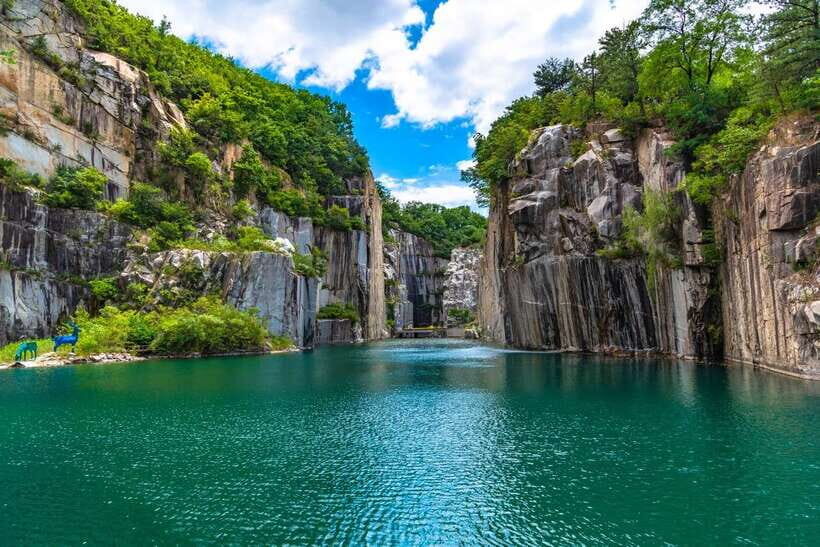 Seoul: Pocheon Art Valley and Fruit Picking Day Tour - Garden of Morning Calm: The Stroll That Makes the Day Click