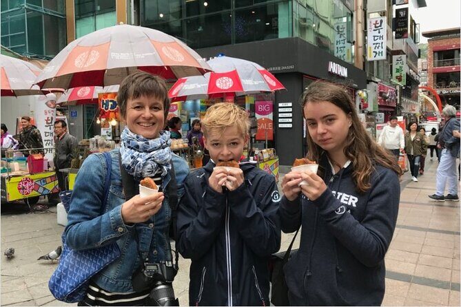 Seoul Private 4 Hour Tour with A Korean Buddy - English help you can actually use, plus photos and local problem-solving