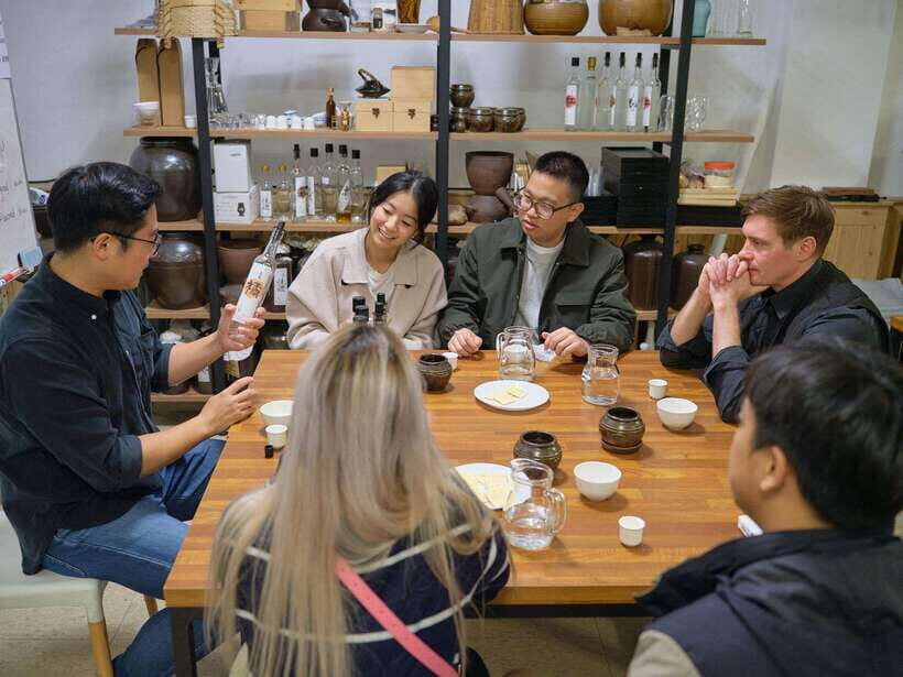 Seoul: Soju Tasting at Distillery - The distillery setting: small-group timing and finding the meeting spot
