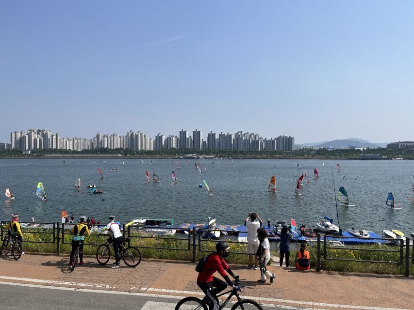 Seoul: Stand Up Paddle Board (SUP) & Kayak in Han River - Price and value: is $31 worth it in Seoul?
