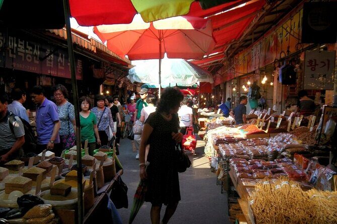 Seoul: Temple Vegan Cooking Class & Oriental Medicine Tour - Oriental Medicine Museum and tea: wellness with context, not myths