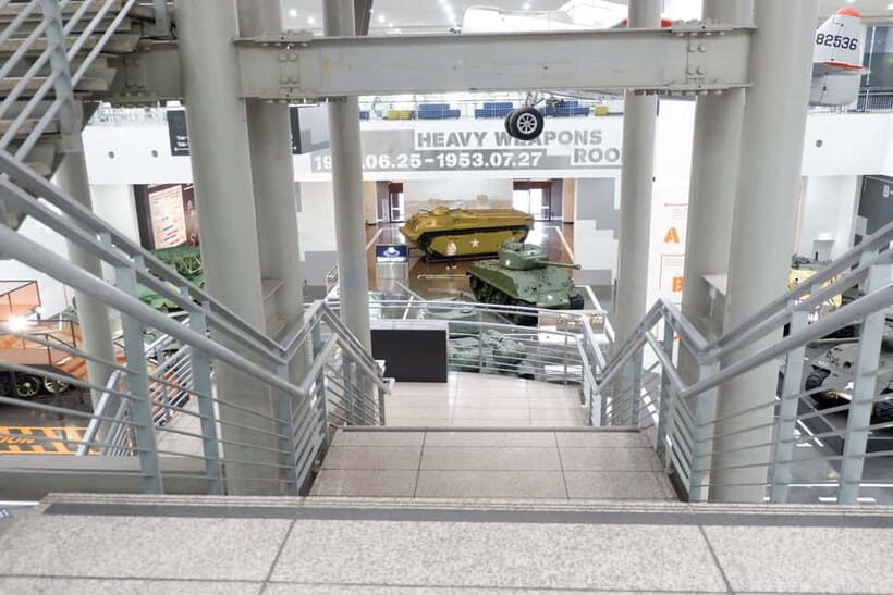 Seoul: The War Museum, Jogyesa, and Tapgol Park Tour - Practical tips that make the day easier