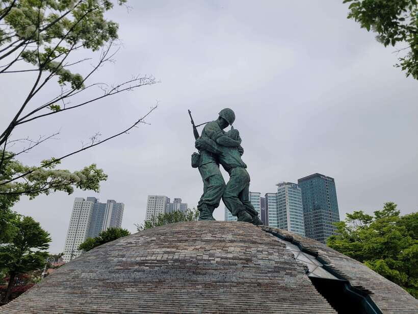 Seoul: War Memorial of Korea Private Guided Museum Tour - Why the Korean War Rooms matter for today’s two Koreas