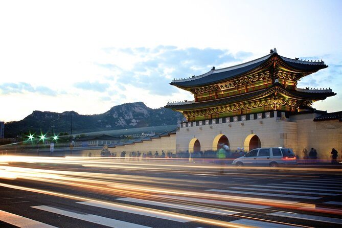 Signature Seoul : Netflix Sites, Street Food & N Seoul Tower - Hotel Pickup to First Temple: How the Day Gets Rolling