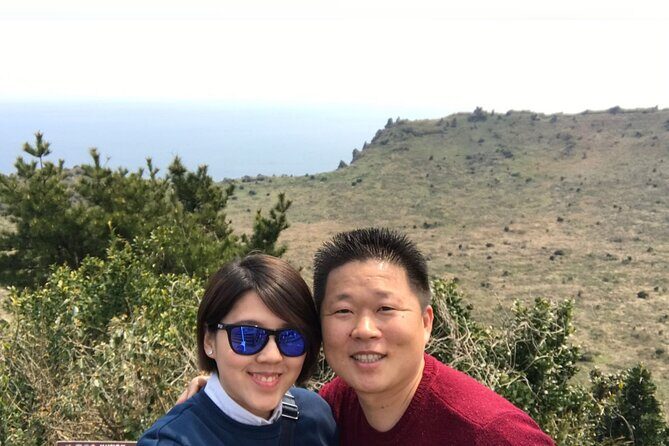 Small group Private Taxi Tour DAY experience in Jeju island - Tickets, Closures, and the One Day You Should Watch Carefully