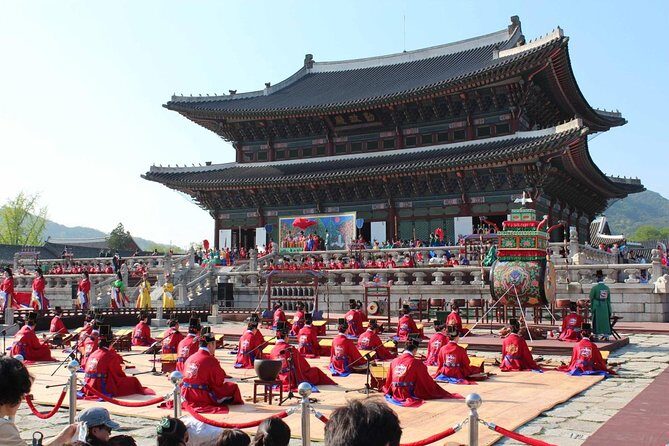 Small-Group Seoul Tour with Gyeongbokgung Palace (hotel pick-up) - Key Points You’ll Feel Quickly