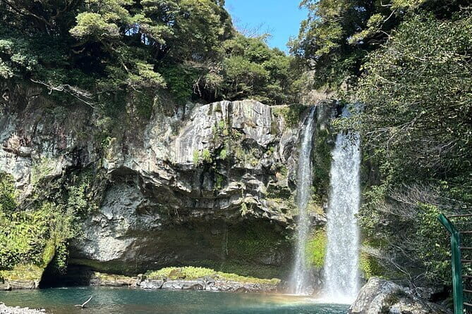 Small Group Tour in South Jeju Healing Island w/Mt. Halla & Falls - Key moments worth planning for
