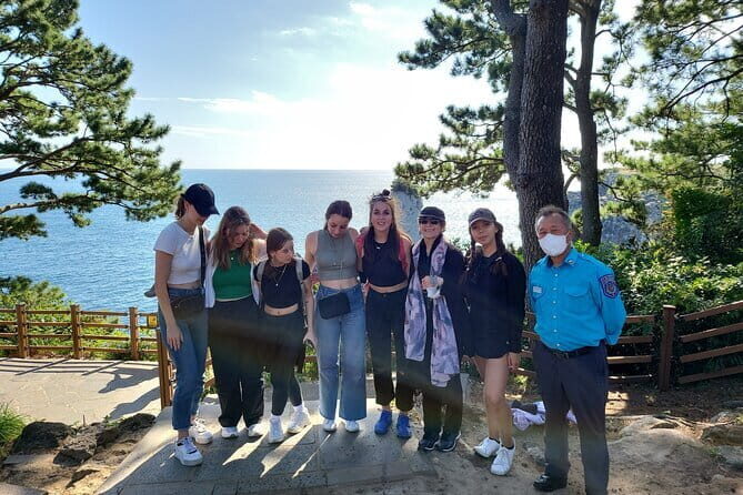 Small Group Tour in South Jeju Healing Island w/Mt. Halla & Falls - Daepo Haean Jusangjeolli Cliff: black lava pillars and tall wave action