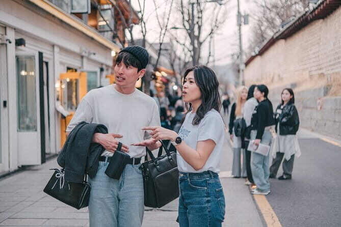 Street photoshoot and Seoul Hidden gem History Walking Tour - Key things to know before you go