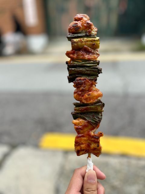 Taste hidden street food in Seoul with a 2.5h food tour - The tastings: 6 total, plus a restaurant finish with wine