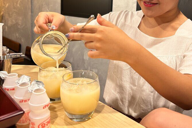 Traditional Soju Class and Makgeolli Tasting in Seoul - Cocktail-Making: Taking the Tasting From Class to Real Life