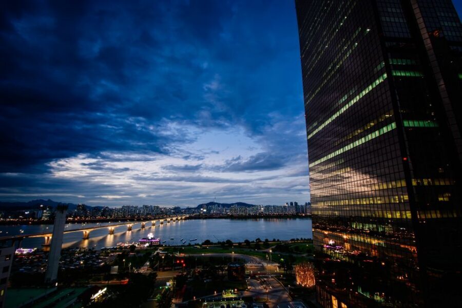 Welcome to Seoul: Private Tour with a Local - A Private Local Meets You at Your Doorstep