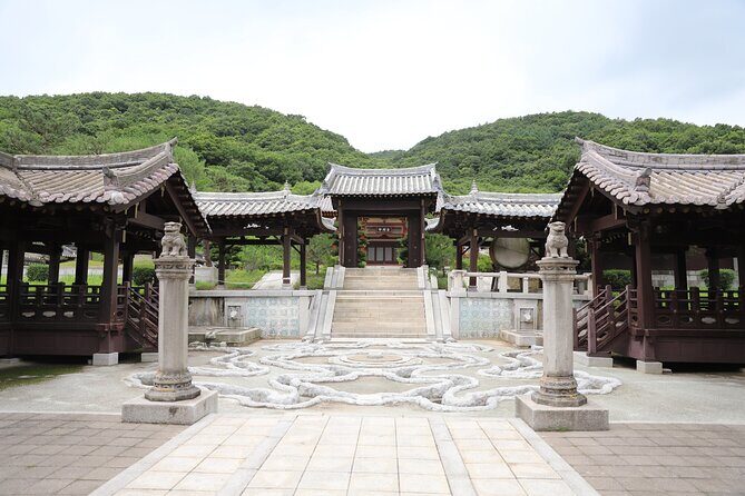 Yongin Dae Jang Geum Park Tour from Seoul - Walking the set: what you’ll see on the ground